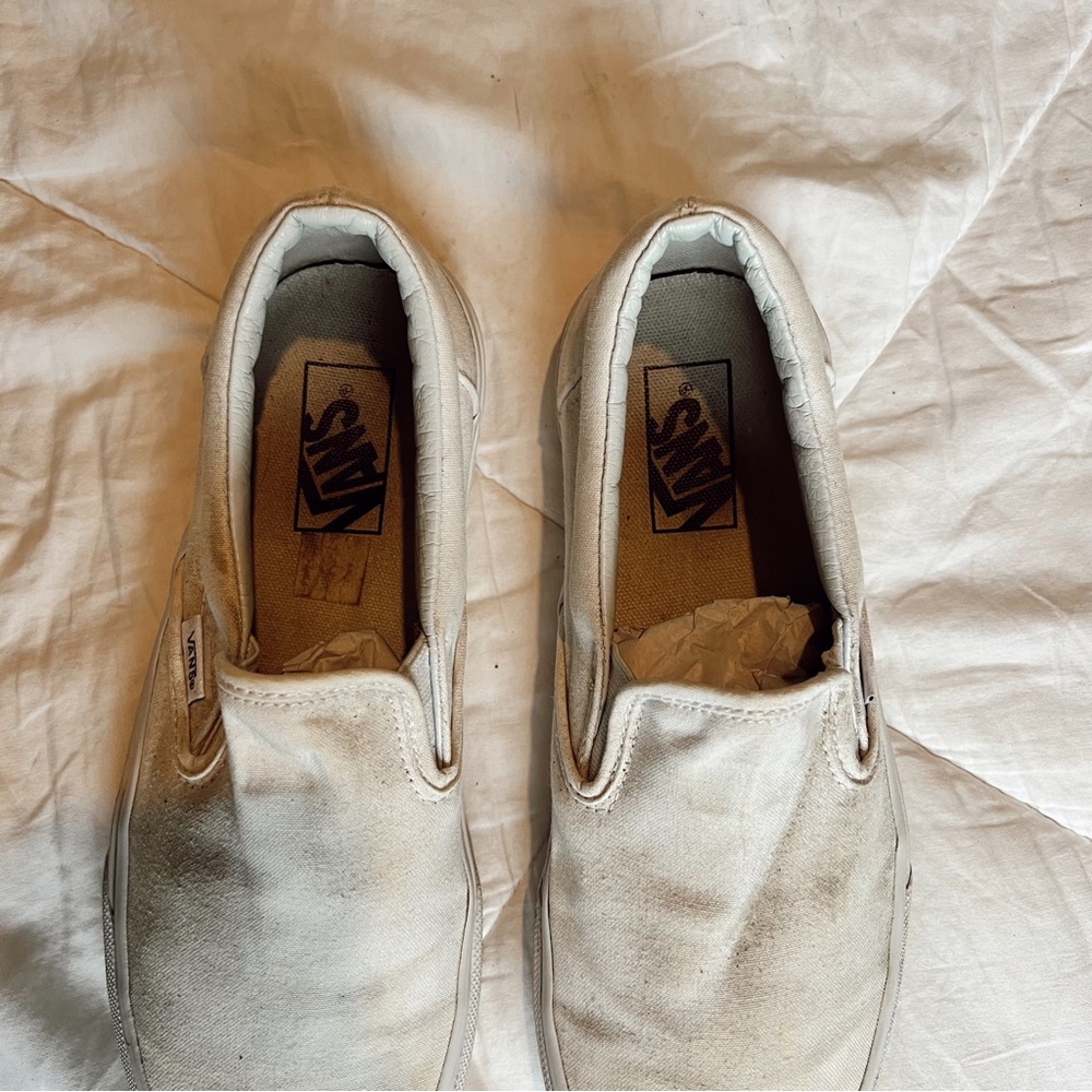 Vans - Picture 4 of 4